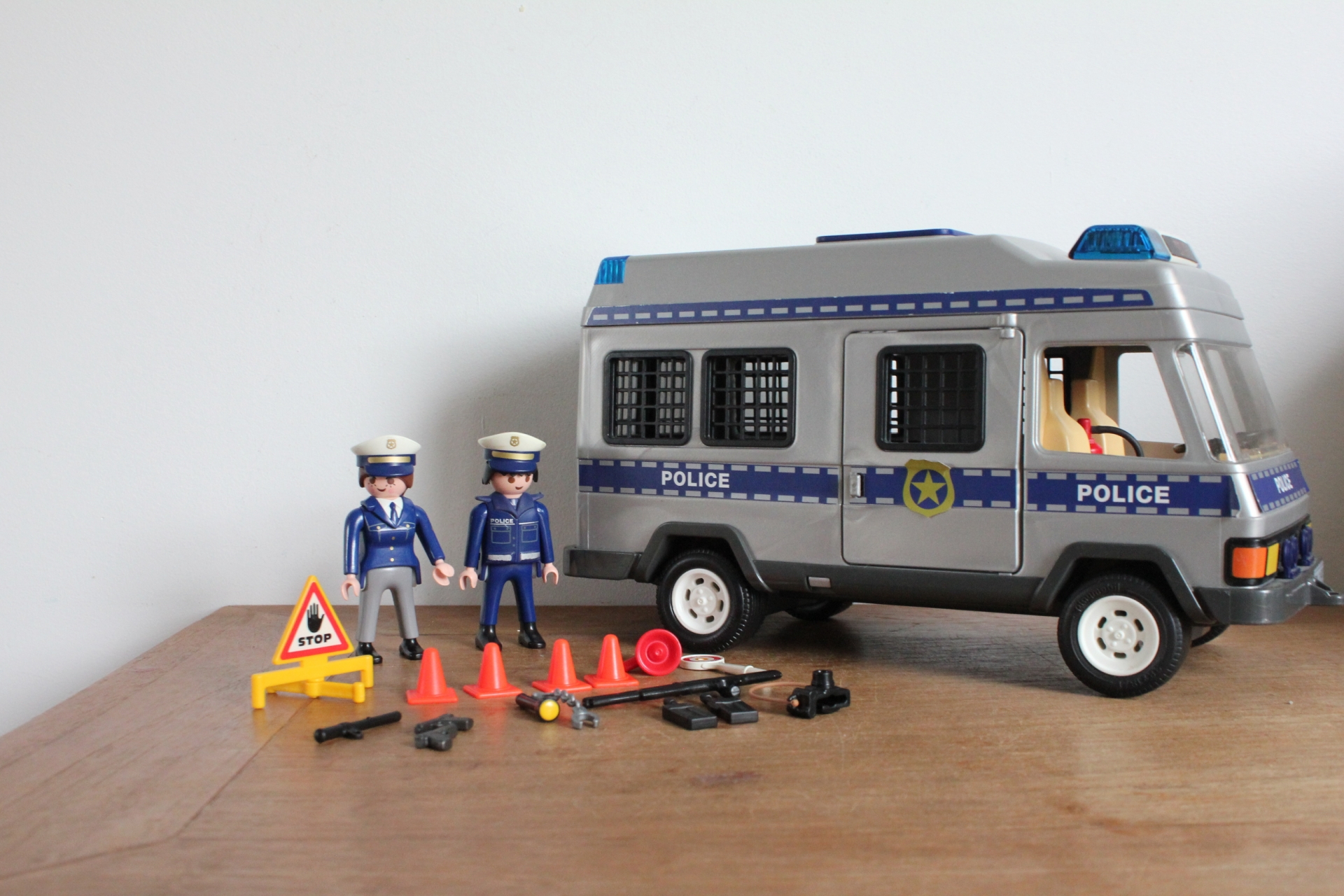 Afrikaanse Interpreteren toetje Playmobil politie bus 4023 - playmobil politie - 2e hands playmo